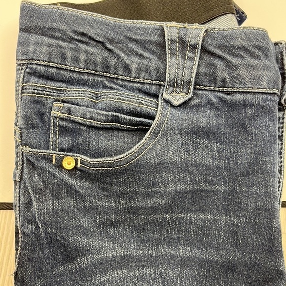 Democracy Ab Solution Size 6 - Picture 13 of 16